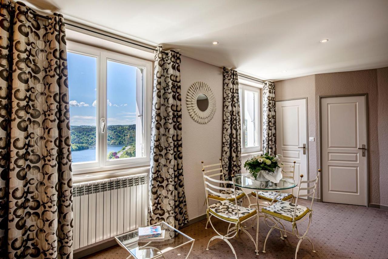 Logis Hotel Beau Site Loubaresse  ภายนอก รูปภาพ
