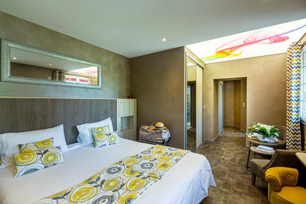 Logis Hotel Beau Site Loubaresse  ภายนอก รูปภาพ