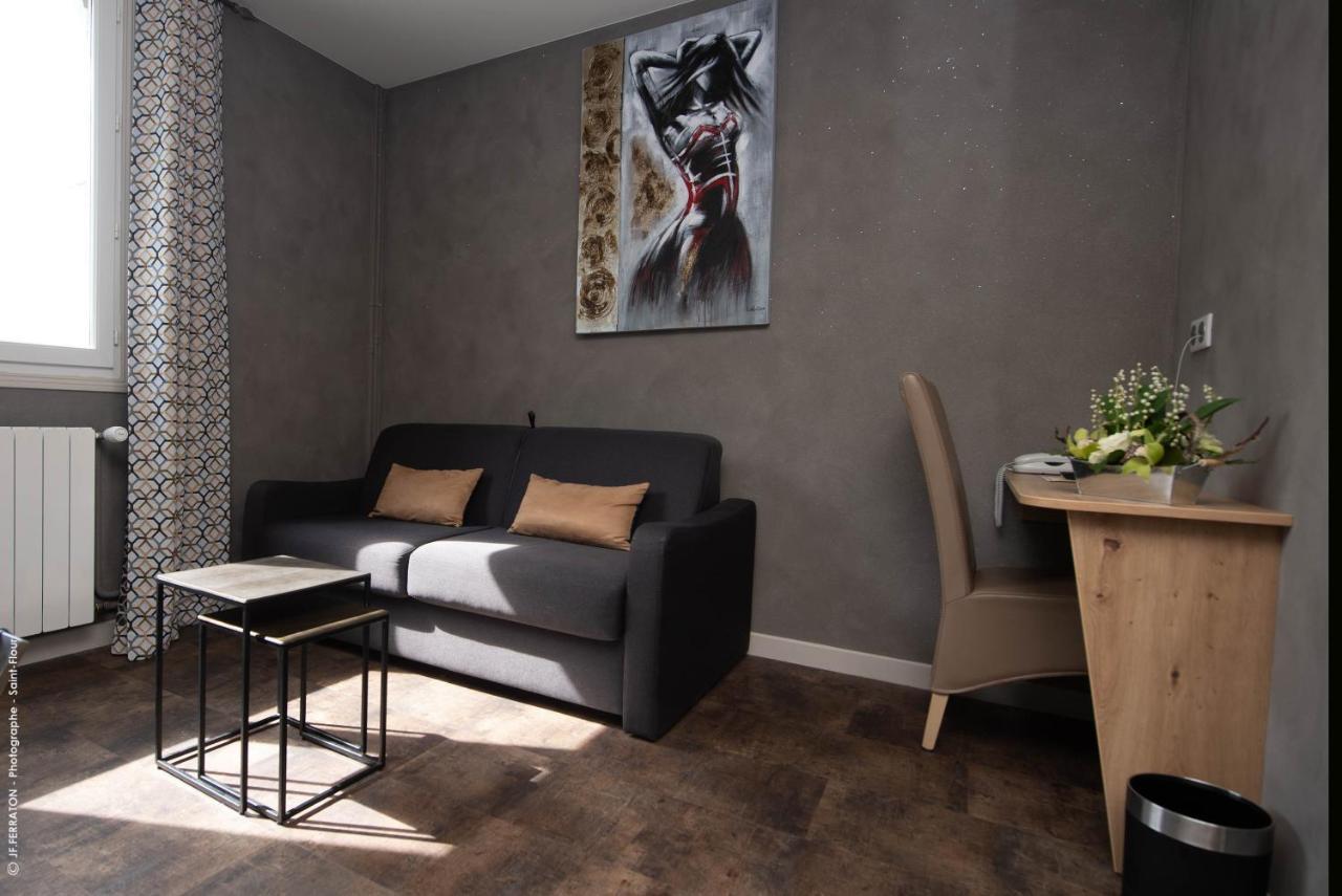 Logis Hotel Beau Site Loubaresse  ภายนอก รูปภาพ