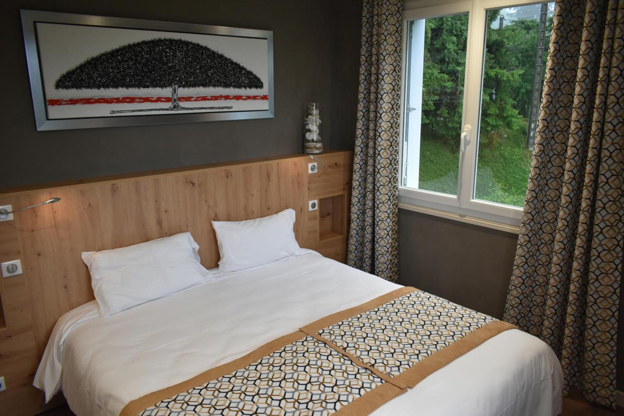 Logis Hotel Beau Site Loubaresse  ภายนอก รูปภาพ